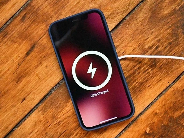 隰县苹果手机维修分享iPhone 12可以随便充电吗 